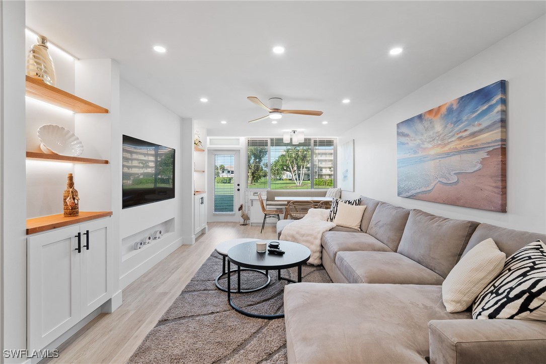 1624  Pine Valley Drive, Apt 103