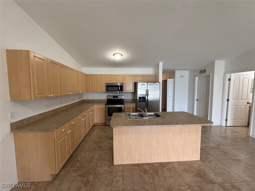 605/607 SE 5th Street