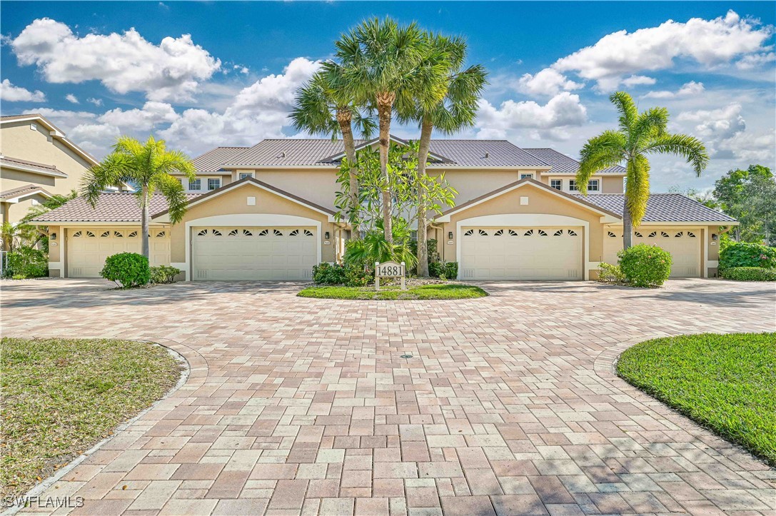 14881  Crystal Cove Court, Apt 2202