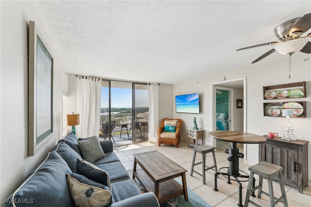 8701  Estero Boulevard, Apt 808