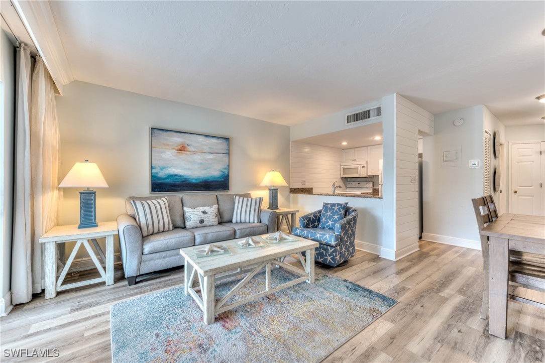 3221  Tennis Villas