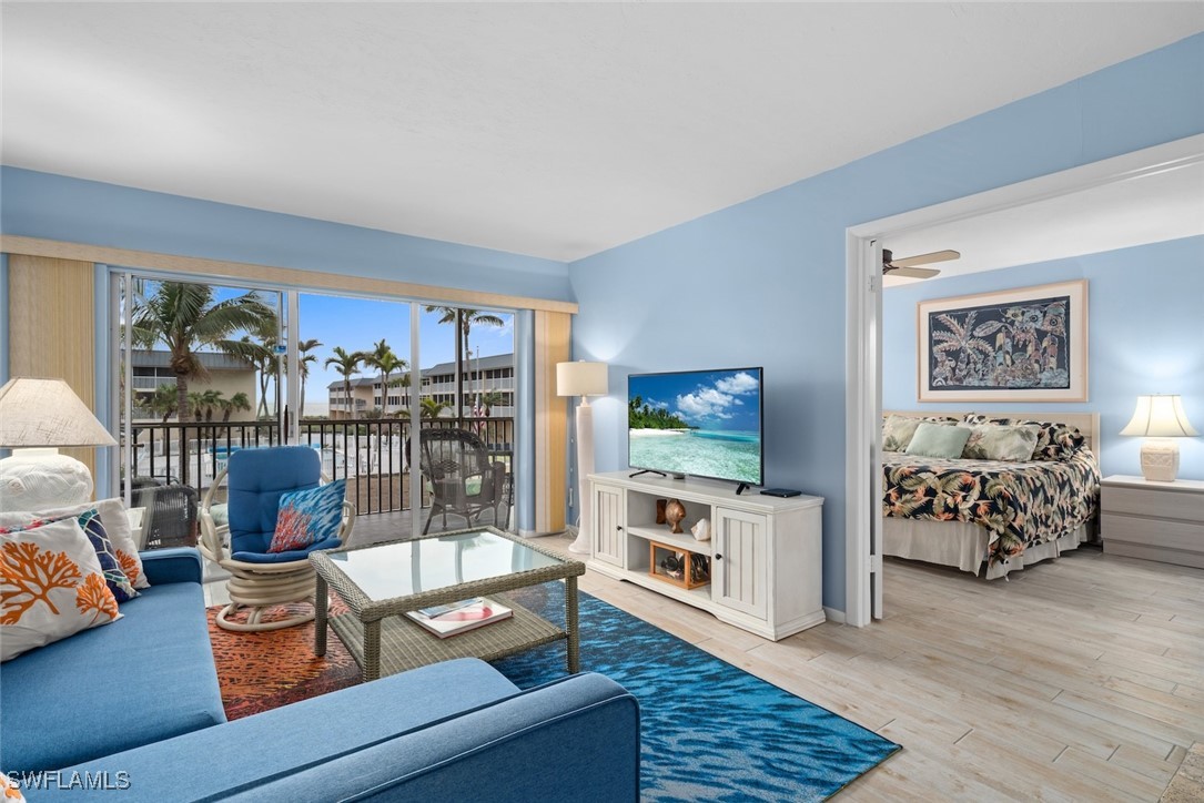 1246  Fulgur Street, Apt 105