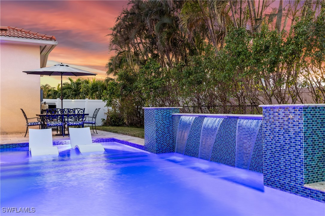 4622 SW 25th Place