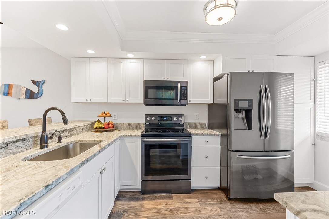321  Cape Coral Parkway, Apt 102