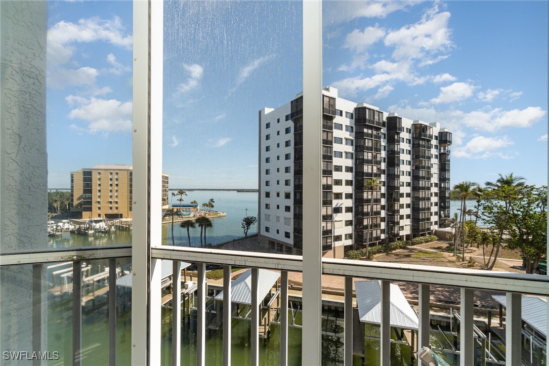 4331  Bay Beach Lane, Apt 452