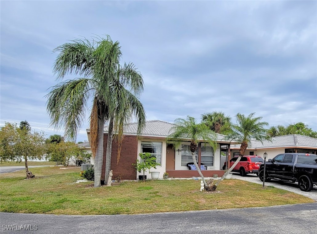 14  Parkwood Villas Court
