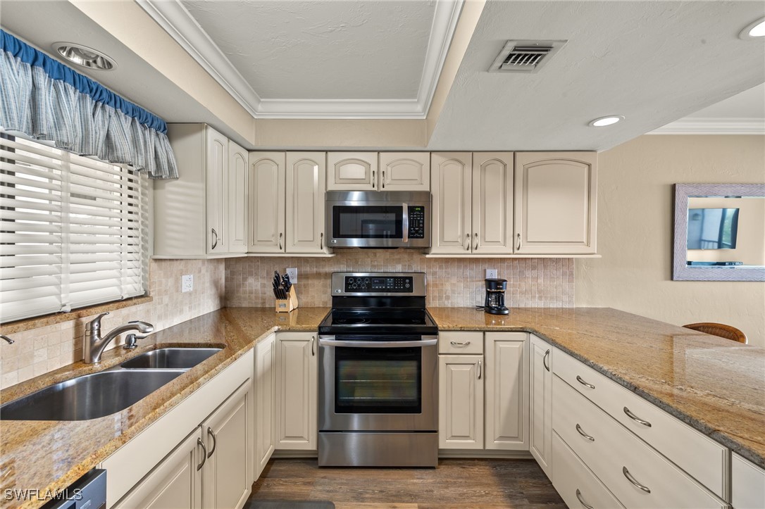 4200  Steamboat Bend, Apt 303