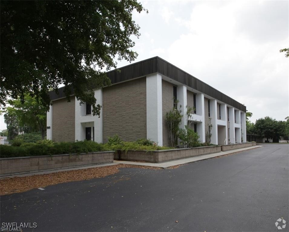 1910  PARK MEADOWS DRIVE, Apt 101