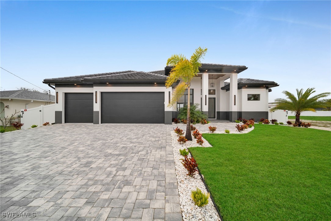 10 SW 33rd Avenue