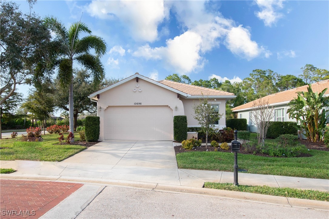 10696  Camarelle Circle
