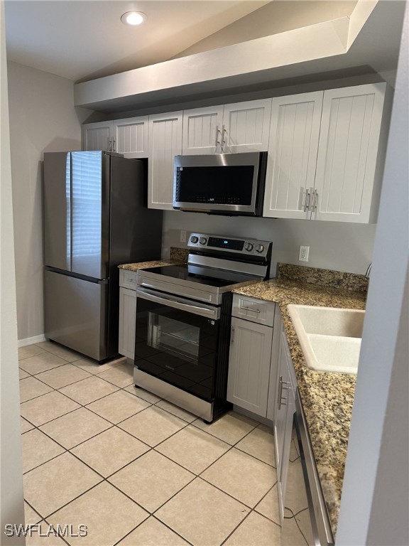 12171  Summergate Circle, Apt 203