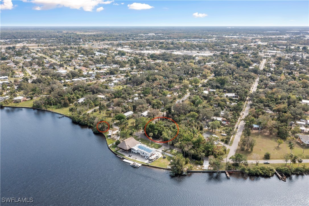 4836/4836 E Riverside Drive