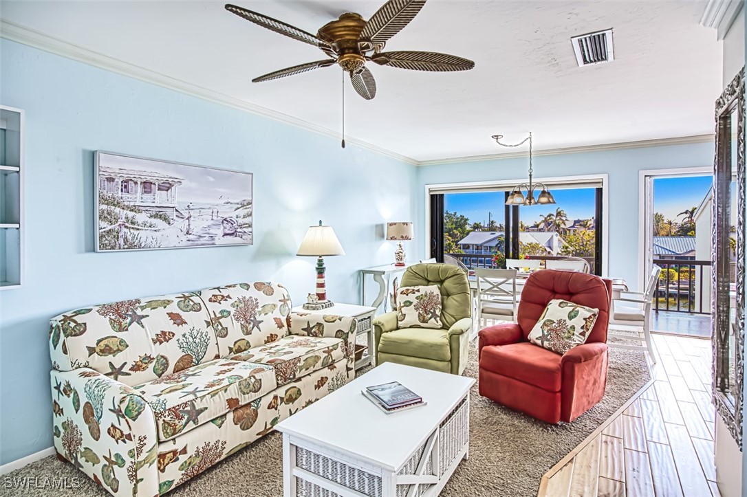 1250  Tennisplace Court, Apt C31