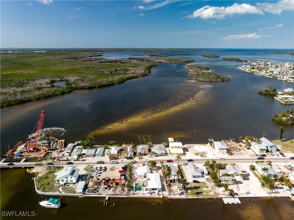 4741/4743  Pine Island Road