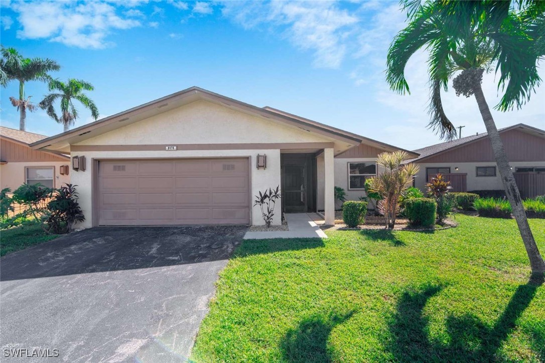 6478  Royal Woods Drive