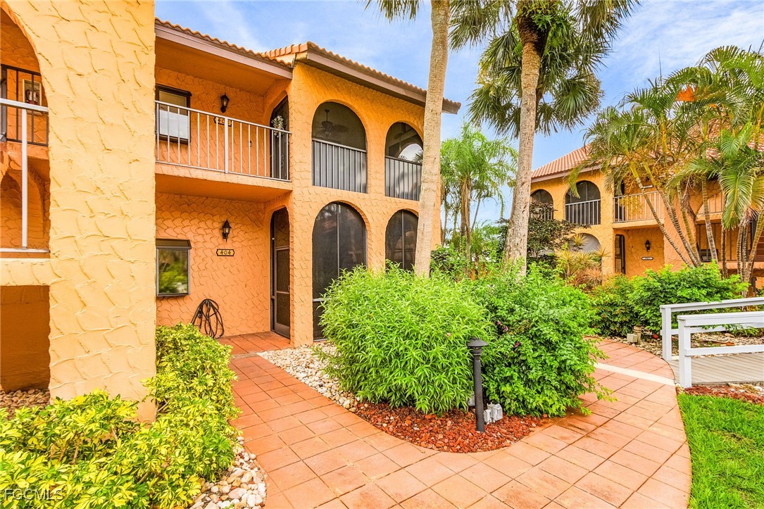 5510 SW 4th Place, Apt 404