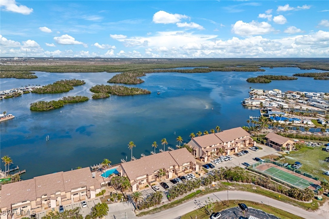 896  Buttonwood Drive, Apt 107