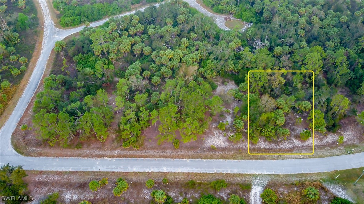   Lot 17 Hollister Avenue