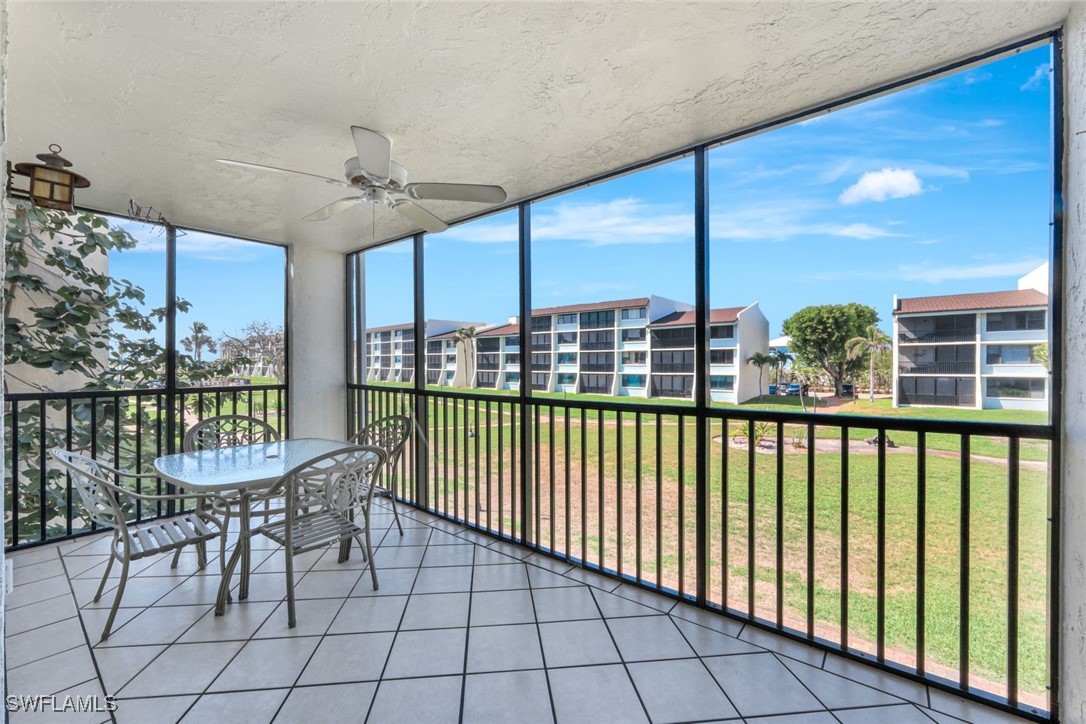 979 E Gulf Drive, Apt D452