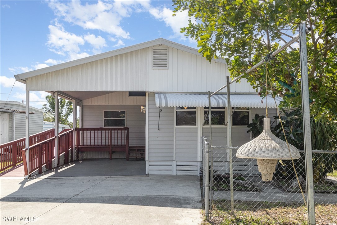 19621 N Tamiami Trail, Apt 5