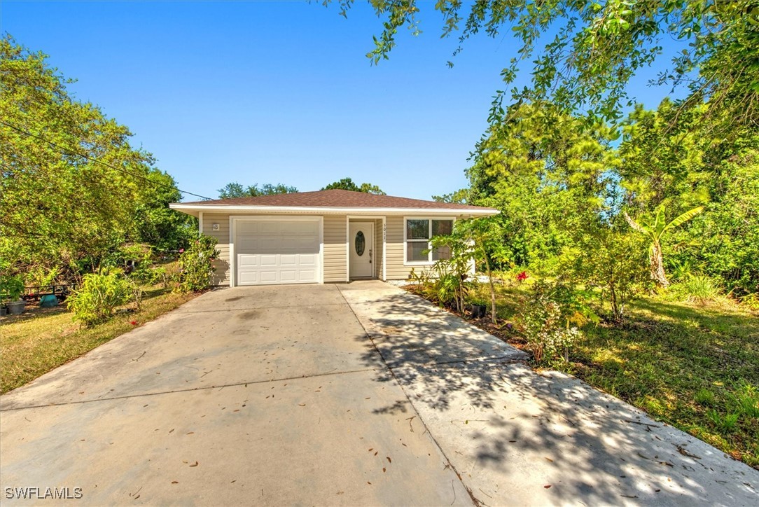 5011  Moon Lane