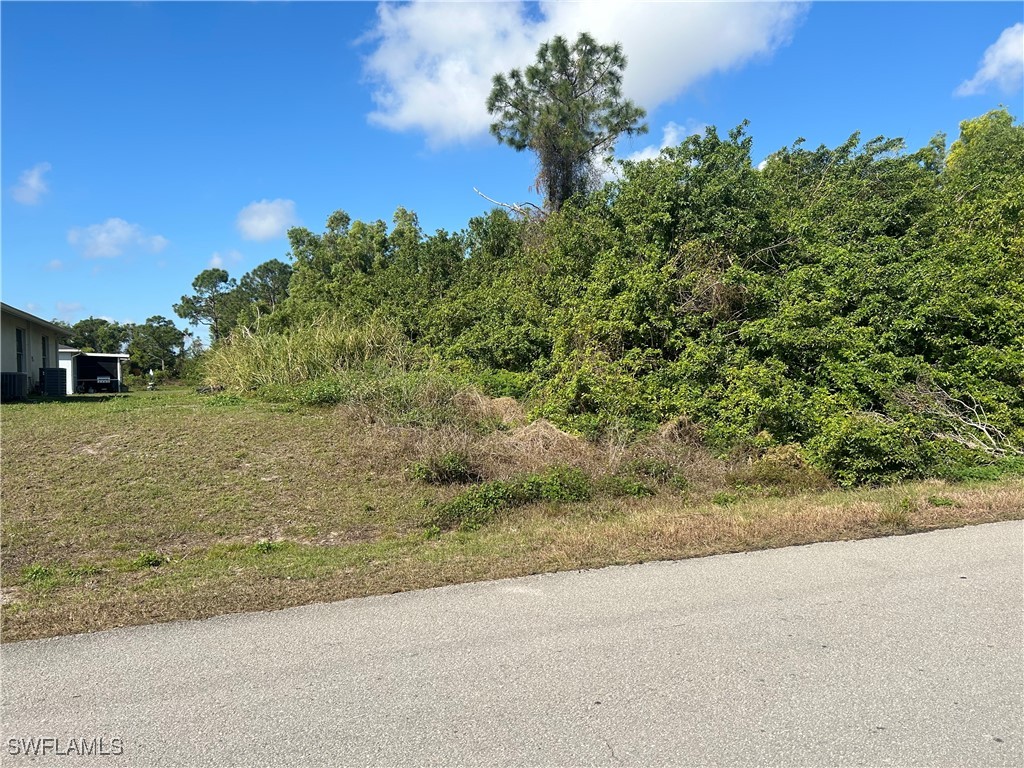 4767/4769  Golfview Boulevard