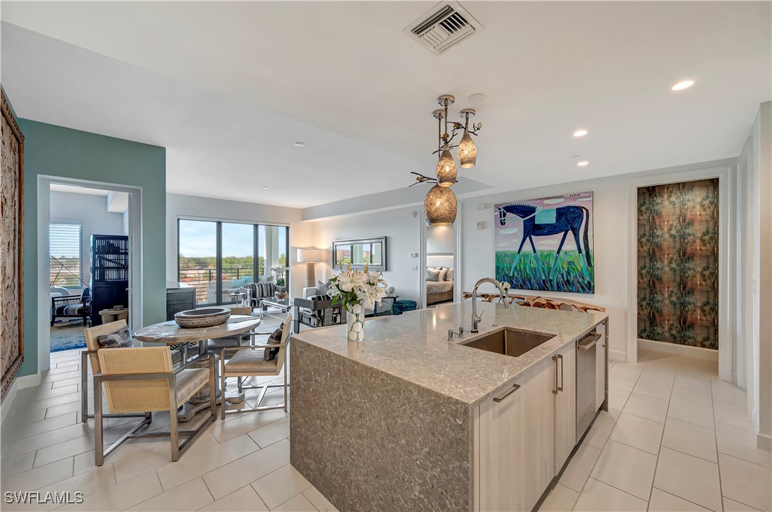 1115  Central Avenue, Apt 541