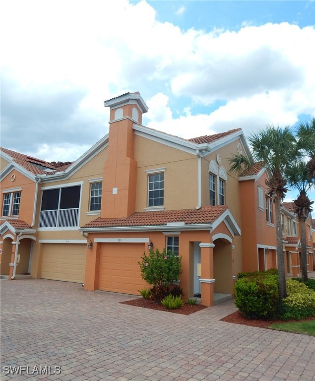 1871  Concordia Lake Circle, Apt 305