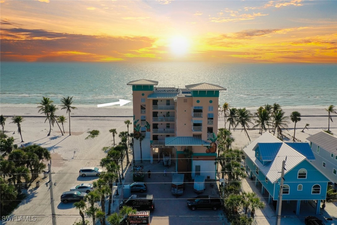 5480  Estero Boulevard, Apt 401