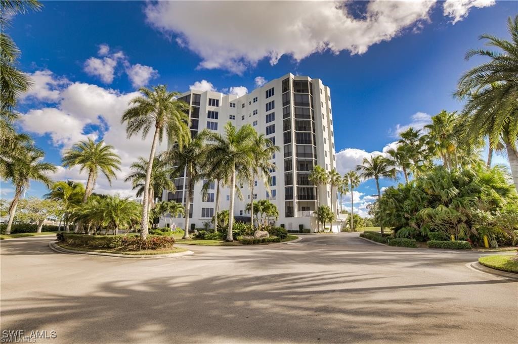 4183  Bay Beach Lane, Apt 325