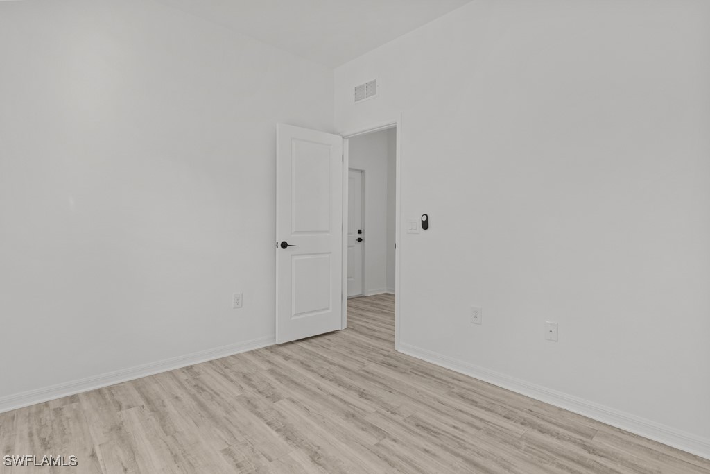 325/327  Harold Avenue