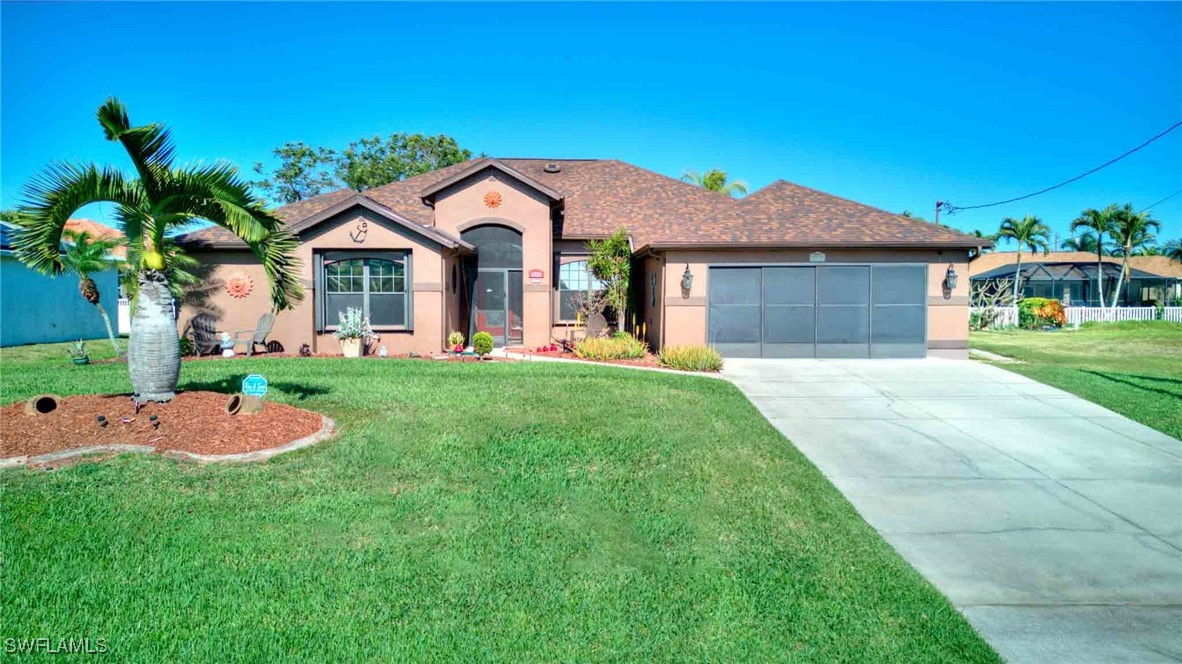 2725 SW 28th Place