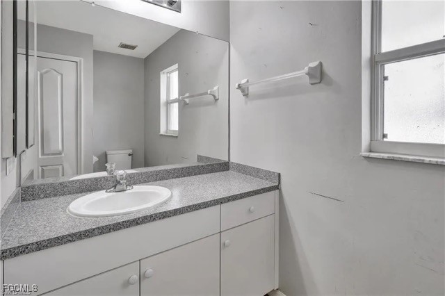 113/115 NE 16th Place
