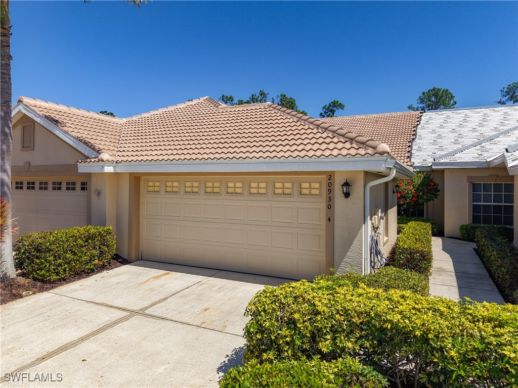 20930  Calle Cristal Lane, Apt 4