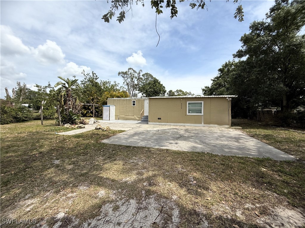 8239  Suncoast Drive