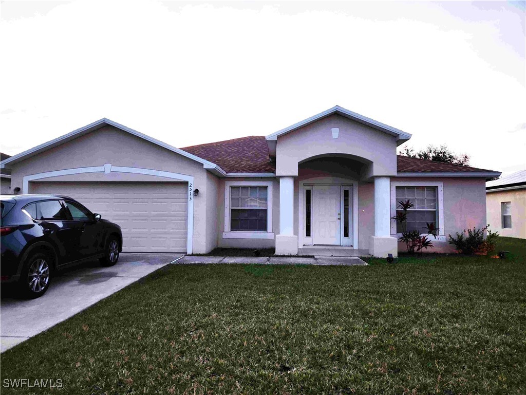 2513  Nature Pointe Loop