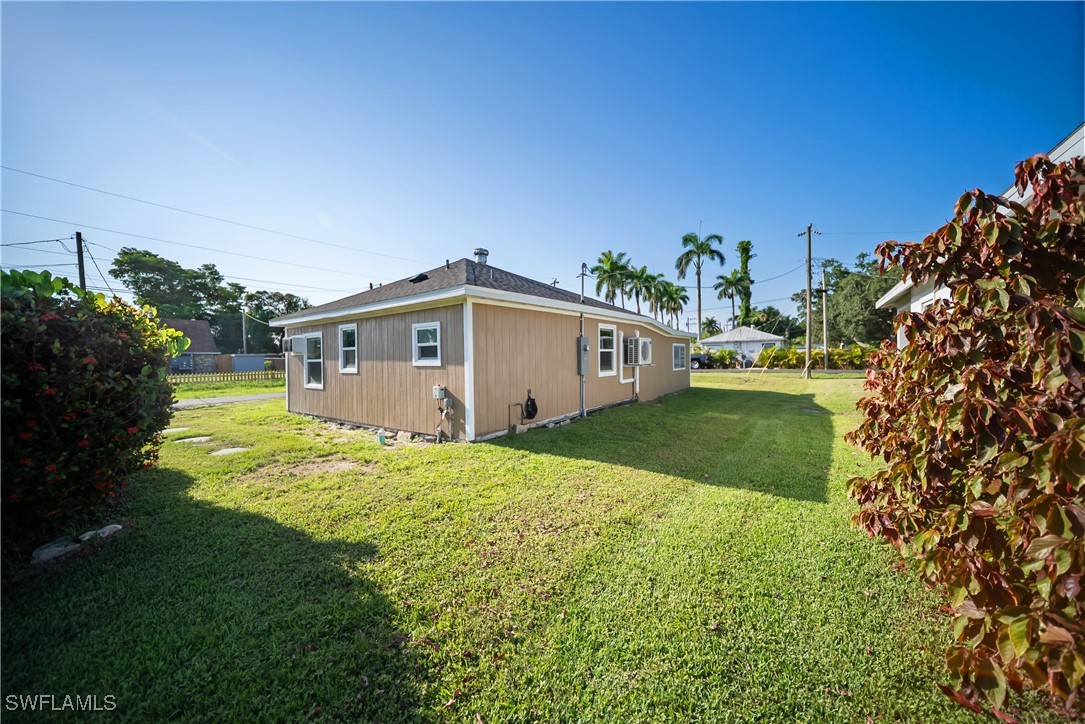1157/ 1155  4th Way