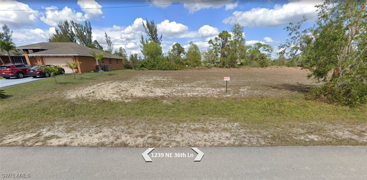 1239 NE 36th Lane