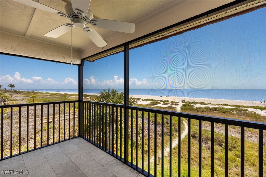 671 E Gulf Drive, Apt 5D3