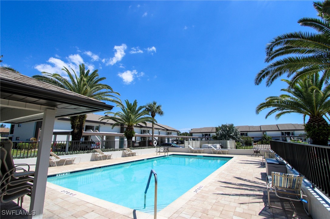 5770  Trailwinds Drive, Apt 213