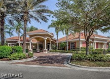 5120 W Hyde Park Court, Apt 104