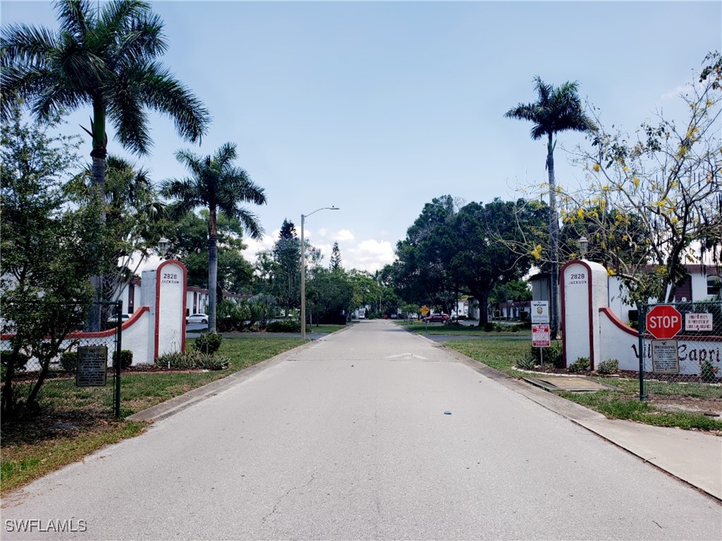 2828  Jackson Street, Apt F5
