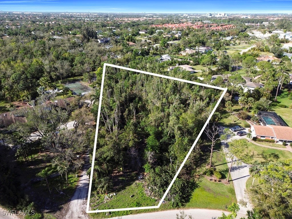 3586  Heritage Lane