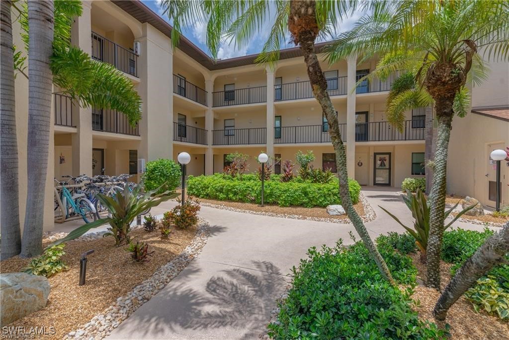 8474  Charter Club Circle, Apt 2