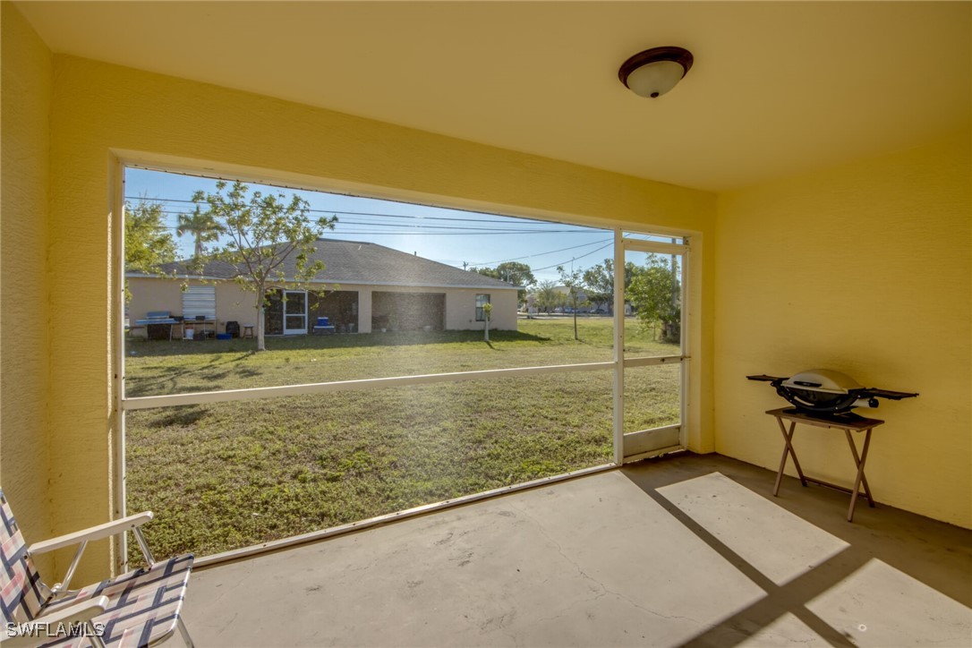 1215/1217 SE 8th Place