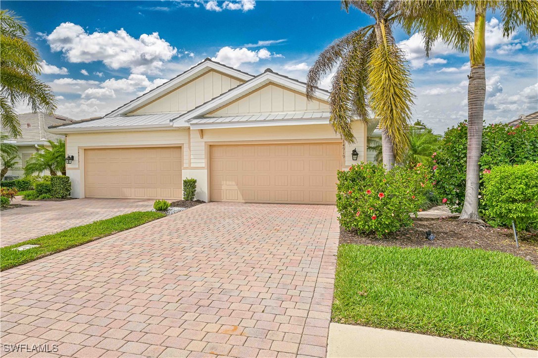 14919  Edgewater Circle