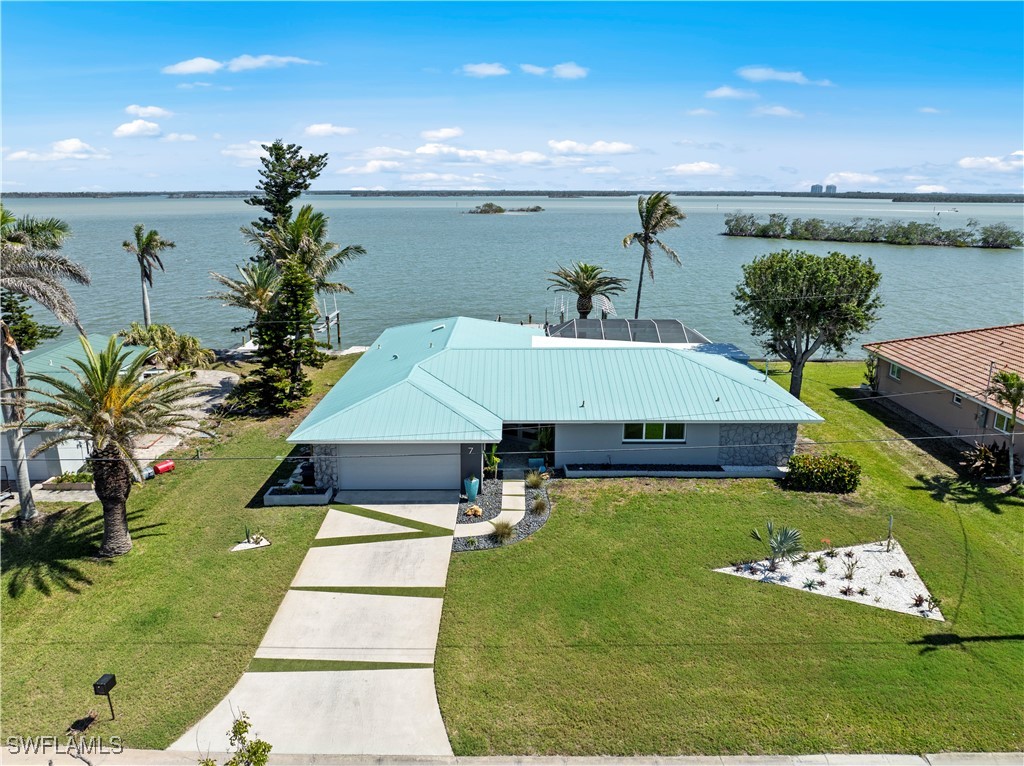 7  Bayview Boulevard
