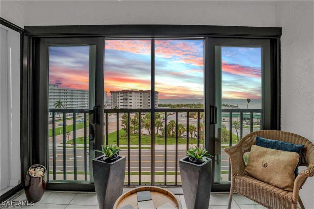 6895  Estero Boulevard, Apt 552