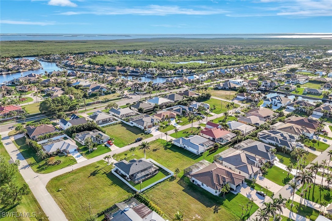 1909 SW 54th Lane