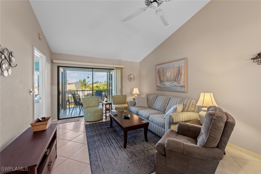 1011 SE 38th Terrace, Apt 2213